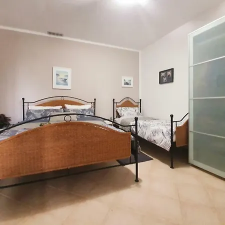 Apartma Solea * 伊佐拉